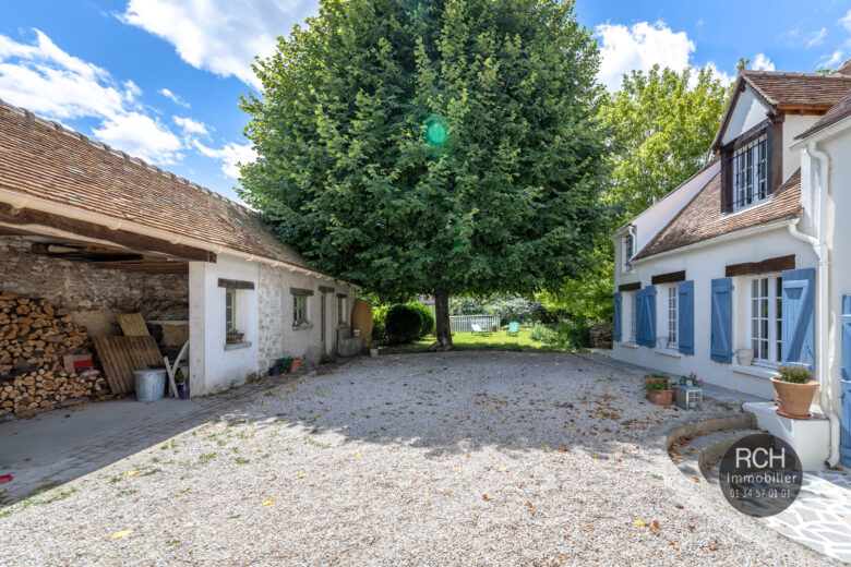 Photos du bien : Auteuil-le-Roi – Très jolie maison ancienne entièrement rénovée en plein coeur de village