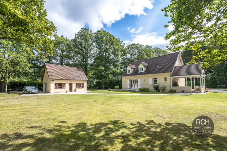 Photos du bien : Chaudon – Très jolie maison dans un superbe environnement