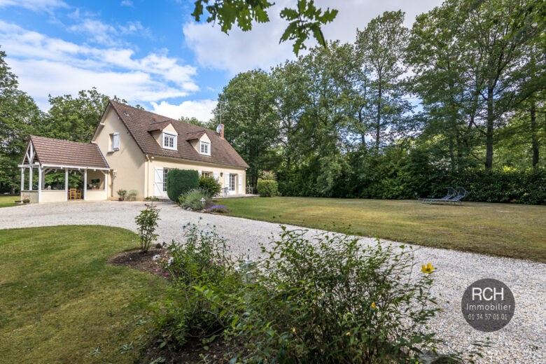Photos du bien : Chaudon – Très jolie maison dans un superbe environnement