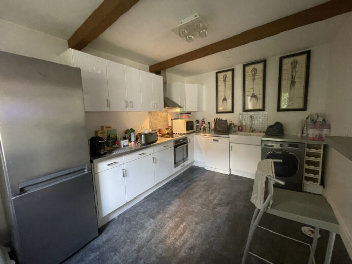 Photos du bien : Exclusivité – Méré – Charmante maison ancienne restaurée