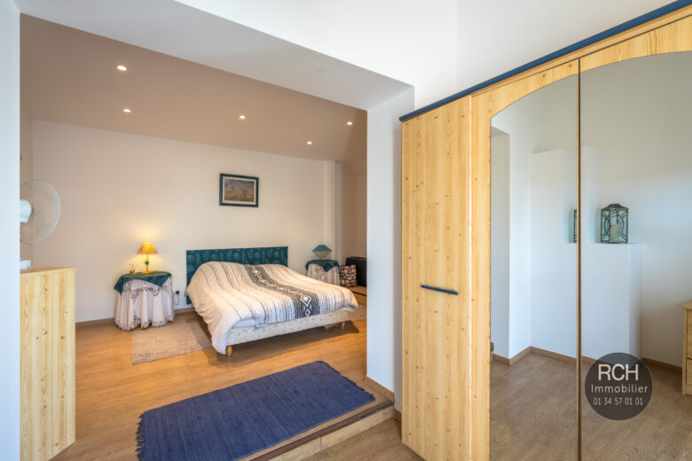 Photos du bien : Bazainville – Grande maison familiale contemporaine