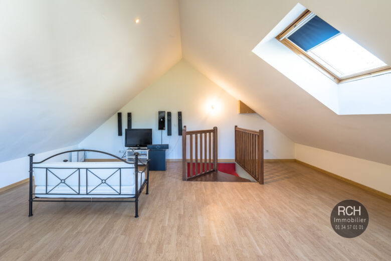 Photos du bien : Bazainville – Grande maison moderne