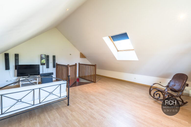 Photos du bien : Bazainville – Grande maison familiale contemporaine