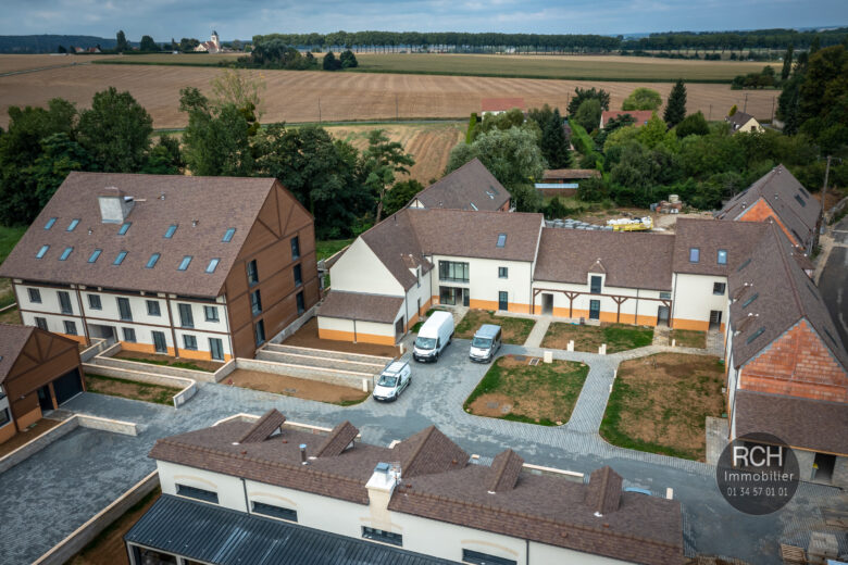 Photos du bien : Jouars-Pontchartrain – Appartement neuf de 92m2 dans une très belle résidence