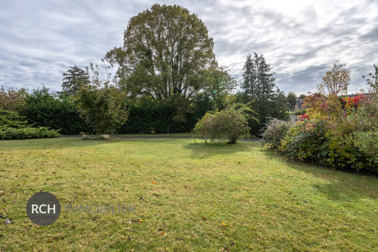 Photos du bien : La Hauteville – Propriété de charme avec vue dégagée