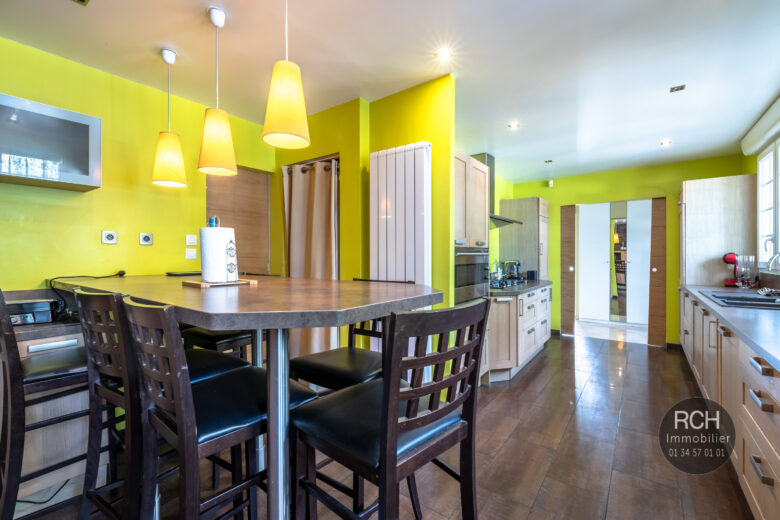 Photos du bien : Le Perray En Yvelines centre – Jolie maison dans un bel environnement