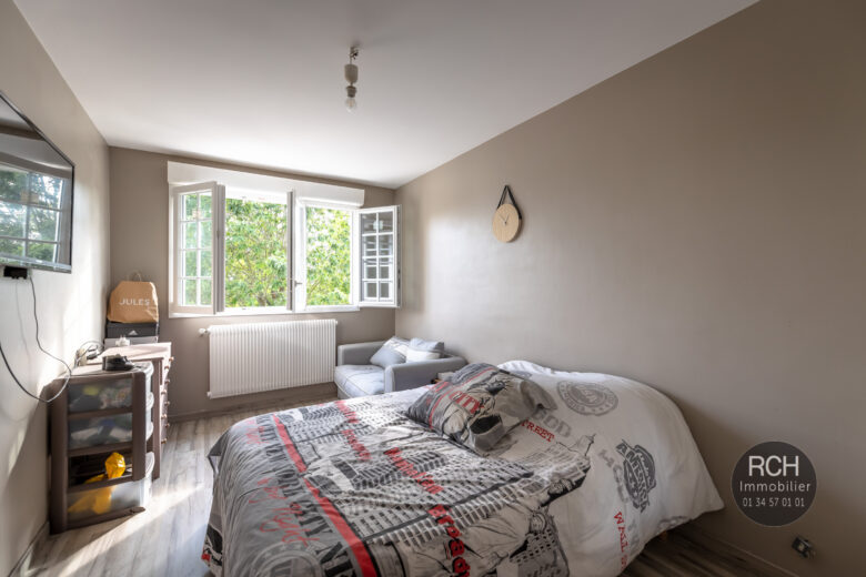 Photos du bien : Le Perray En Yvelines centre – Jolie maison dans un bel environnement