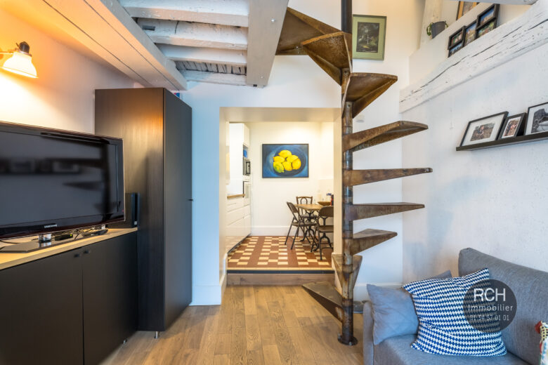 Photos du bien : Exclusivité – Montfort-L’Amaury centre – Charmant duplex entièrement rénové