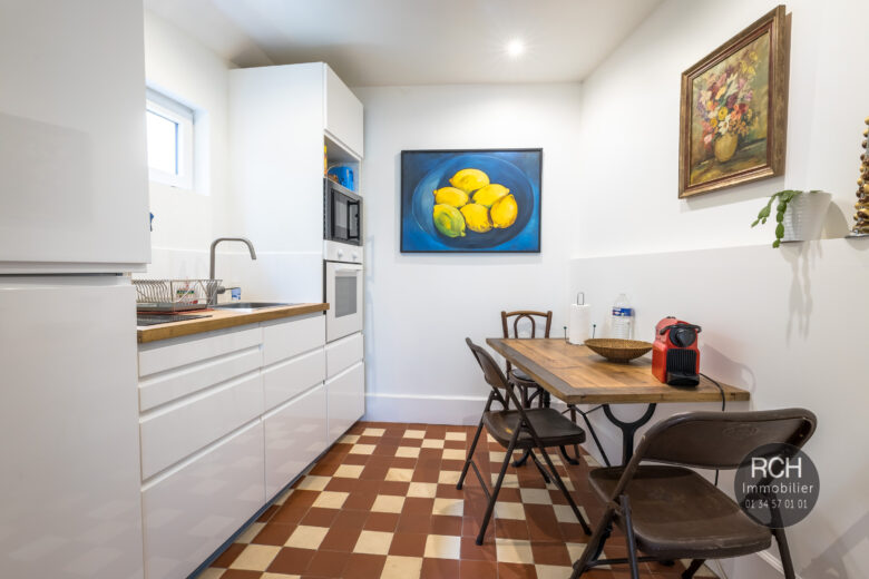 Photos du bien : Exclusivité – Montfort-L’Amaury centre – Charmant duplex entièrement rénové