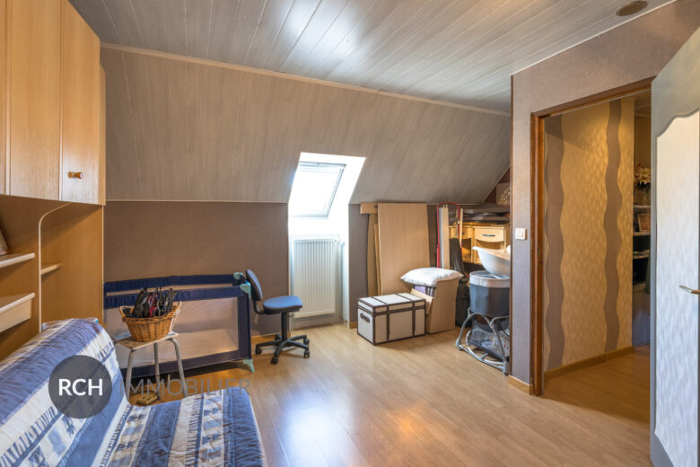 Photos du bien : Exclusivité – Charpont – Maison familiale avec piscine couverte