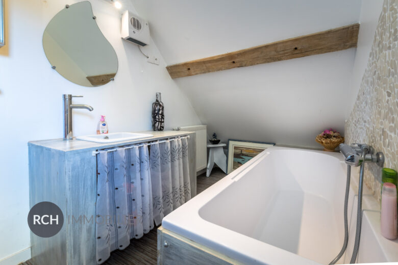 Photos du bien : Exclusivité – Gambais centre village – Charmante maison entièrement rénovée