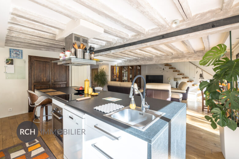 Photos du bien : Exclusivité – Gambais centre village – Charmante maison entièrement rénovée