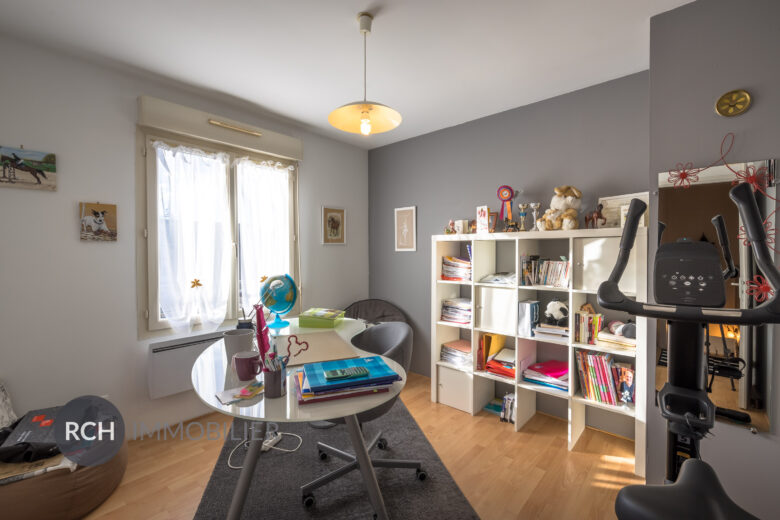 Photos du bien : Exclusivité – Garancières – Jolie maison récente en coeur de village avec toutes les commodités
