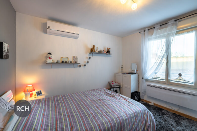 Photos du bien : Exclusivité – Garancières – Jolie maison récente en coeur de village avec toutes les commodités