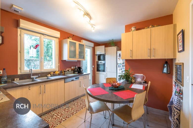 Photos du bien : Exclusivité – Garancières – Jolie maison récente en coeur de village avec toutes les commodités