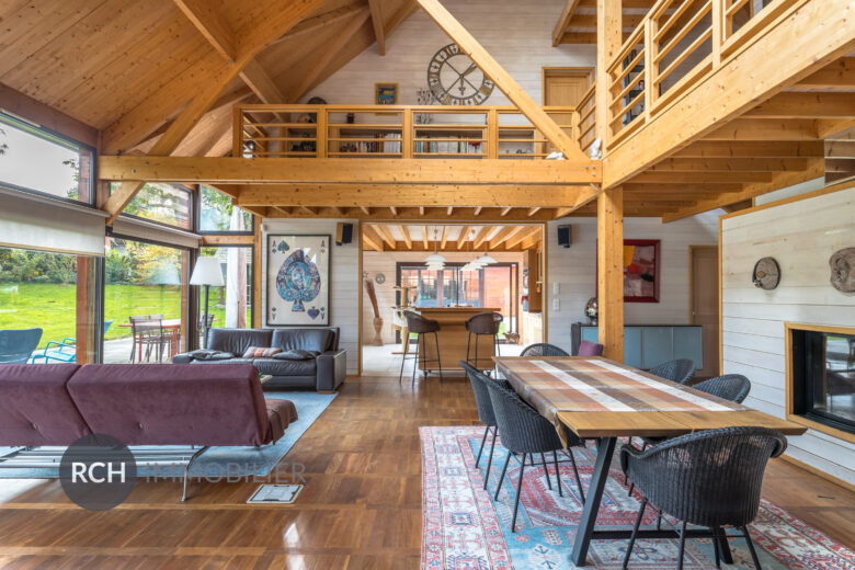 Photos du bien : Exclusivité – Goupillières – Maison d’architecte avec piscine et dépendances dans un environnement calme