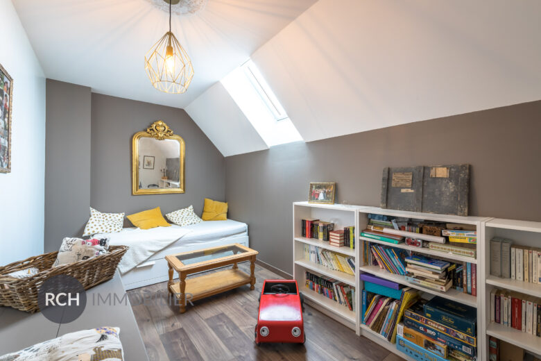 Photos du bien : Grandchamp – Maison familiale de 2018 avec dépendances
