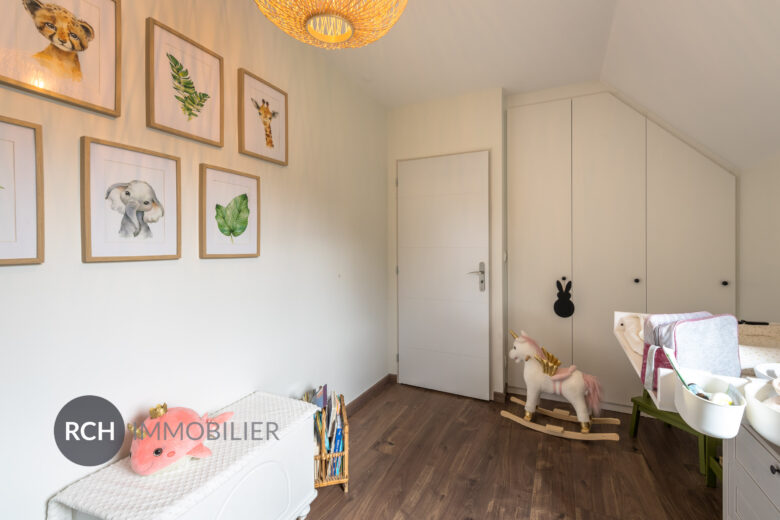 Photos du bien : Grandchamp – Maison familiale de 2018 avec dépendances