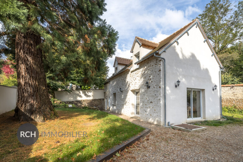 Photos du bien : Grosrouvre – Charmante maison ancienne rénovée
