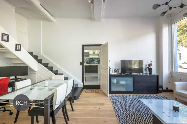 Photos du bien : Jouars-Pontchartrain – Belle maison de ville entièrement rénovée