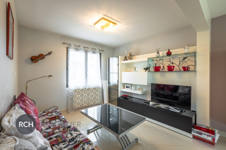 Photos du bien : Maurepas – Maison avec prestations de qualité