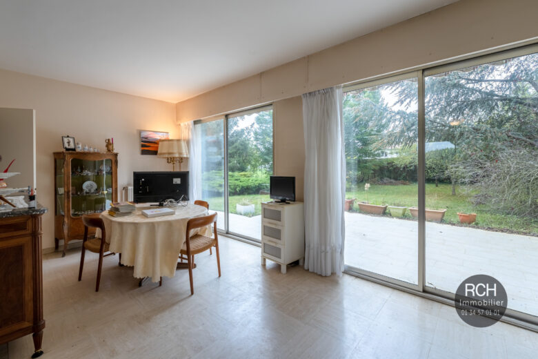 Photos du bien : Exclusivité – Montfort l’Amaury – Maison familiale dans un environnement privilégié
