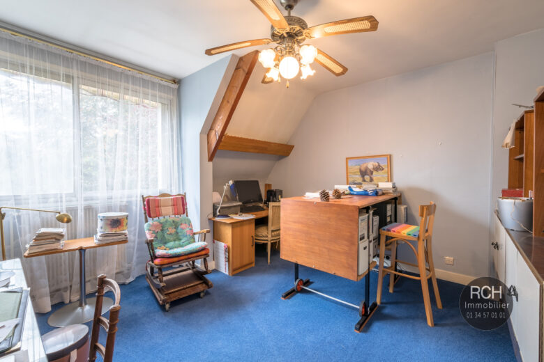 Photos du bien : Exclusivité – Montfort l’Amaury – Maison familiale dans un environnement privilégié