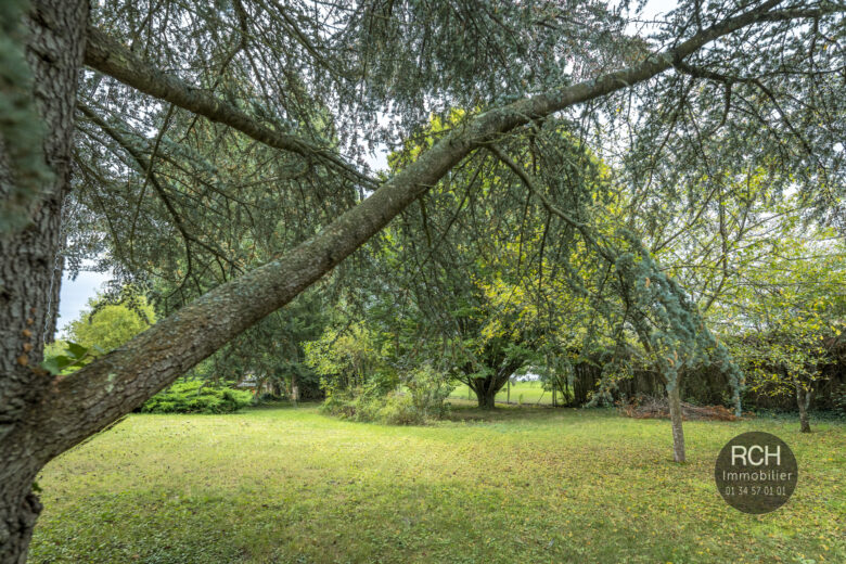 Photos du bien : Exclusivité – Montfort l’Amaury – Maison familiale dans un environnement privilégié