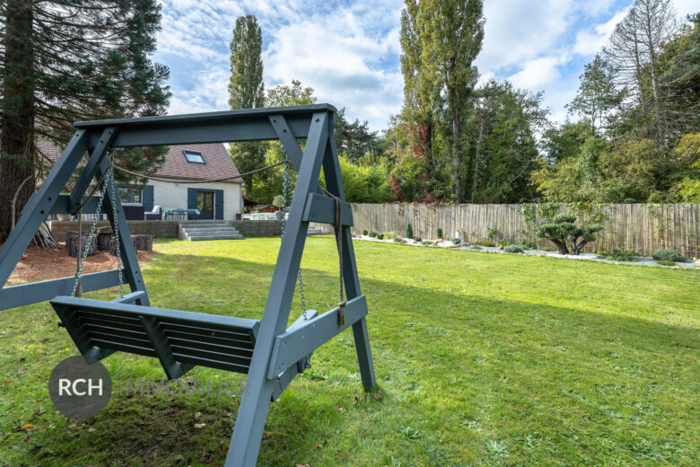 Photos du bien : Saint-Léger-en-Yvelines – Maison familiale rénovée avec piscine