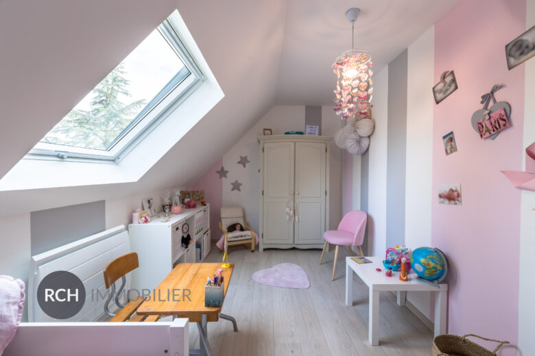 Photos du bien : Saint-Léger-en-Yvelines – Maison familiale rénovée avec piscine