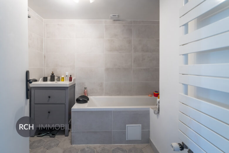 Photos du bien : Exclusivité – Boutigny-Prouais – Belle maison ancienne entièrement rénovée