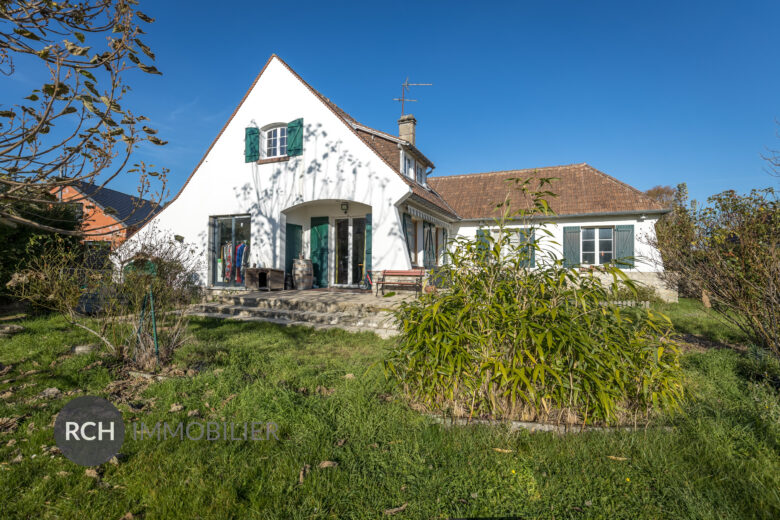 Photos du bien : Exclusivité – Flexanville – Maison familiale au calme