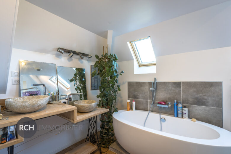 Photos du bien : Exclusivité – Flexanville – Maison familiale au calme