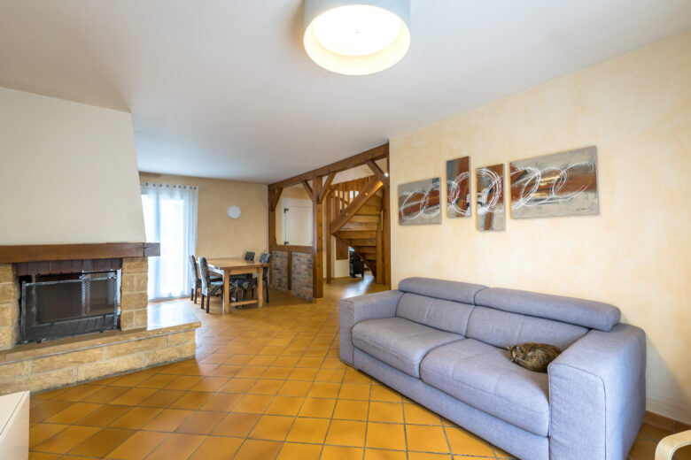 Photos du bien : Exclusivité – Garancières – Jolie maison parfaitement entretenue avec gare et commerces à pied