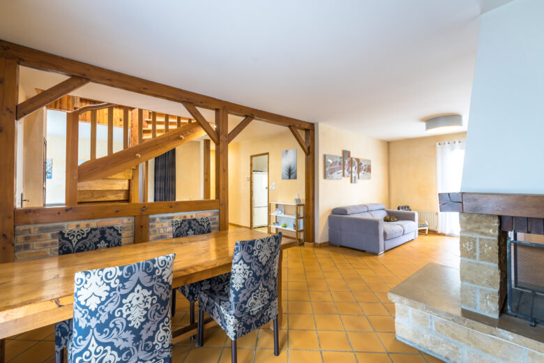 Photos du bien : Exclusivité – Garancières – Jolie maison parfaitement entretenue avec gare et commerces à pied