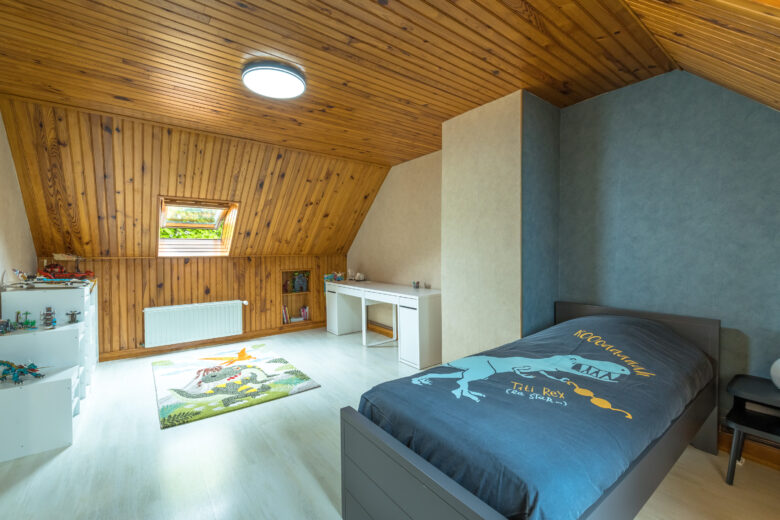 Photos du bien : Exclusivité – Garancières – Jolie maison parfaitement entretenue avec gare et commerces à pied