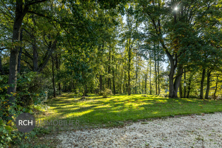 Photos du bien : Grosrouvre – Très belle maison de standing dans un environnement privilégié