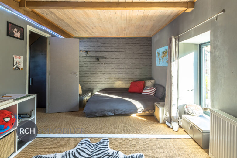 Photos du bien : Hargeville – Très belle maison ancienne rénovée avec piscine chauffée