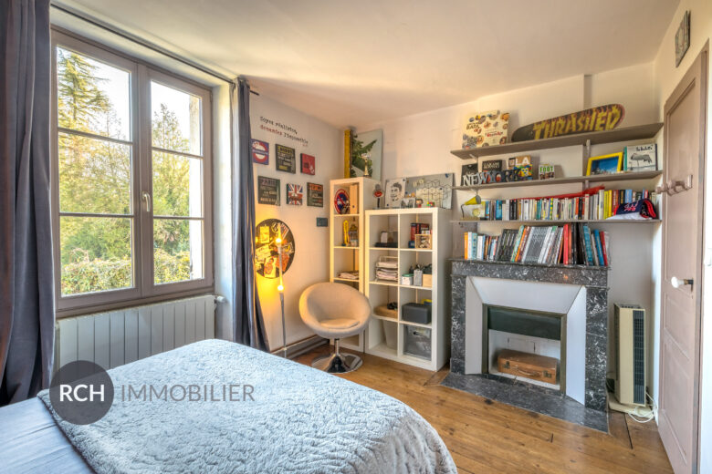 Photos du bien : Hargeville – Très belle maison ancienne rénovée avec piscine chauffée