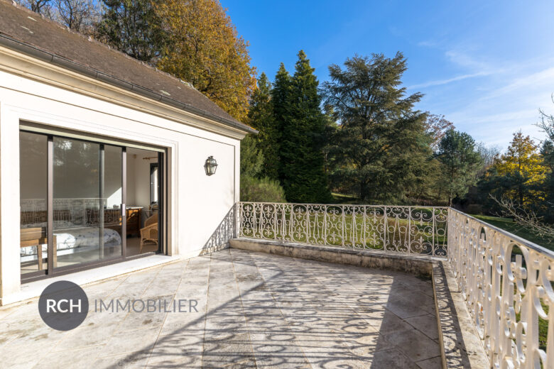 Photos du bien : Saint-Forget – Belle propriété ancienne avec maison d’amis et dépendances sur plus d’un hectare de terrain boisé