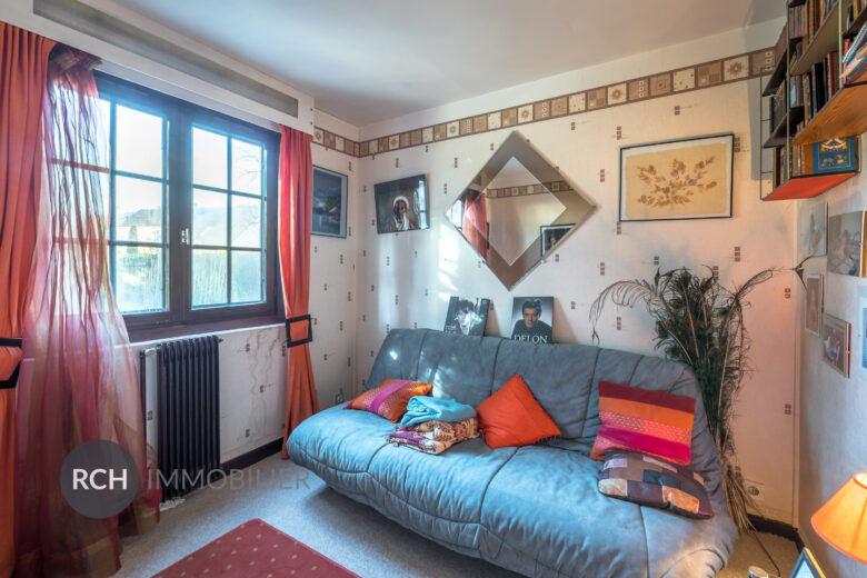 Photos du bien : Exclusivité – Houdan – Maison dans un quartier calme avec toutes commodités à pied