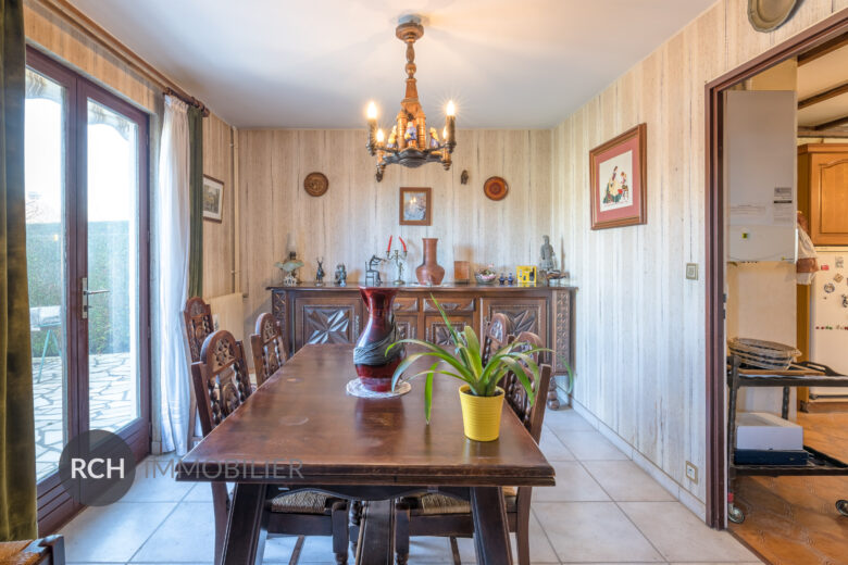 Photos du bien : Exclusivité – Houdan – Maison dans un quartier calme avec toutes commodités à pied