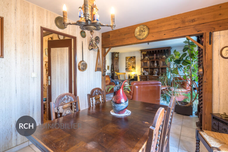 Photos du bien : Exclusivité – Houdan – Maison dans un quartier calme avec toutes commodités à pied