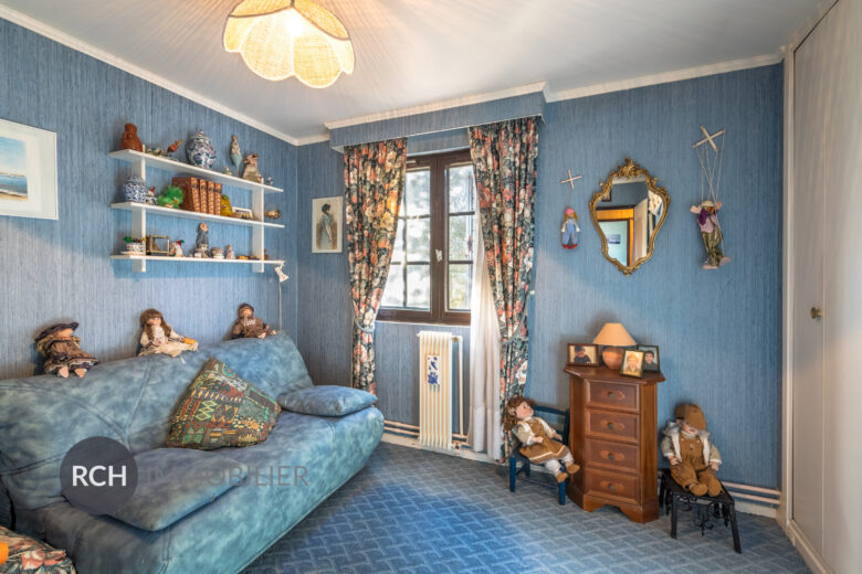 Photos du bien : Exclusivité – Houdan – Maison dans un quartier calme avec toutes commodités à pied