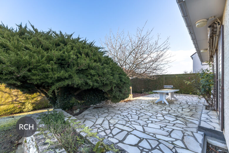 Photos du bien : Exclusivité – Houdan – Maison dans un quartier calme avec toutes commodités à pied