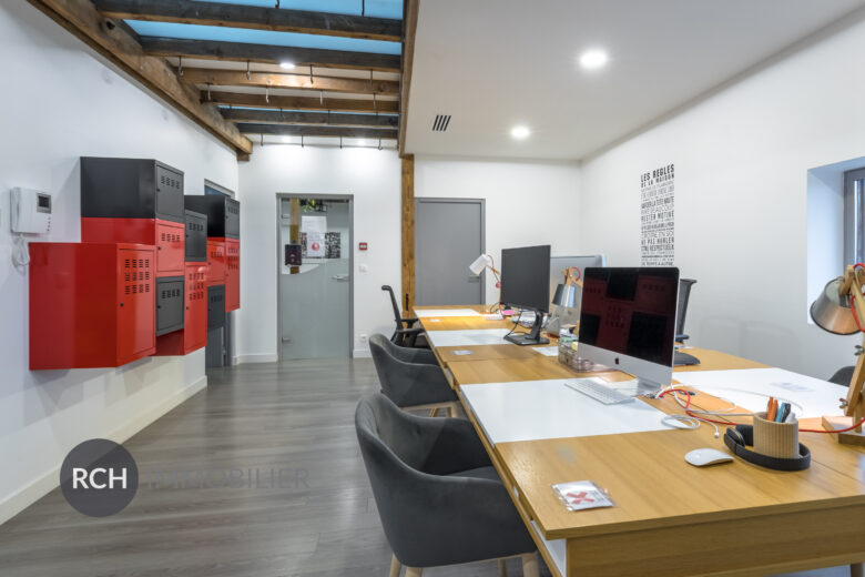 Photos du bien : Seul mandataire – Méré – Espaces de Coworking – Proximité directe gare Montfort l’Amaury et N12