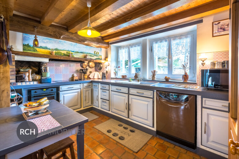 Photos du bien : Bourdonné – Charmante maison ancienne en parfait état