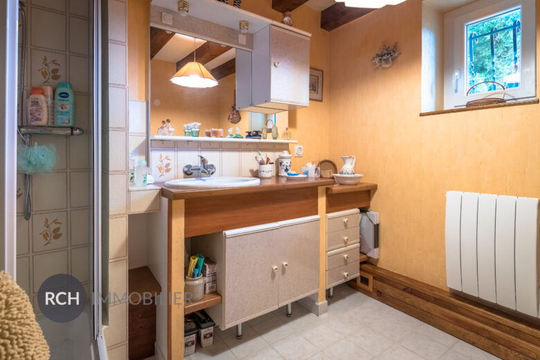 Photos du bien : Bourdonné – Charmante maison ancienne en parfait état