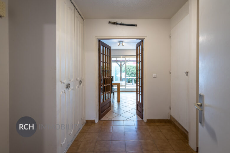 Photos du bien : Elancourt – Maison au sein d’une résidence familiale avec toutes commodités à pieds
