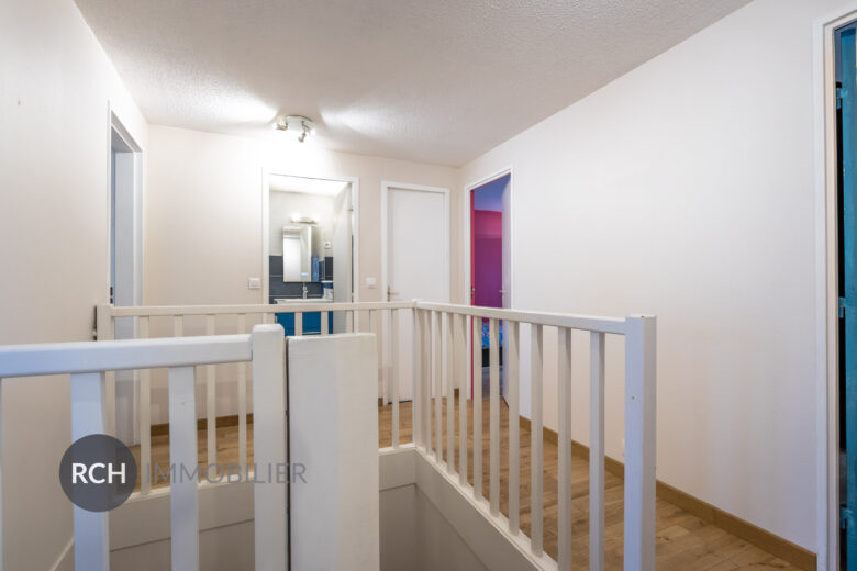 Photos du bien : Elancourt – Maison au sein d’une résidence familiale avec toutes commodités à pieds